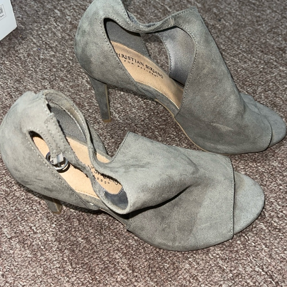 Women’s high heels